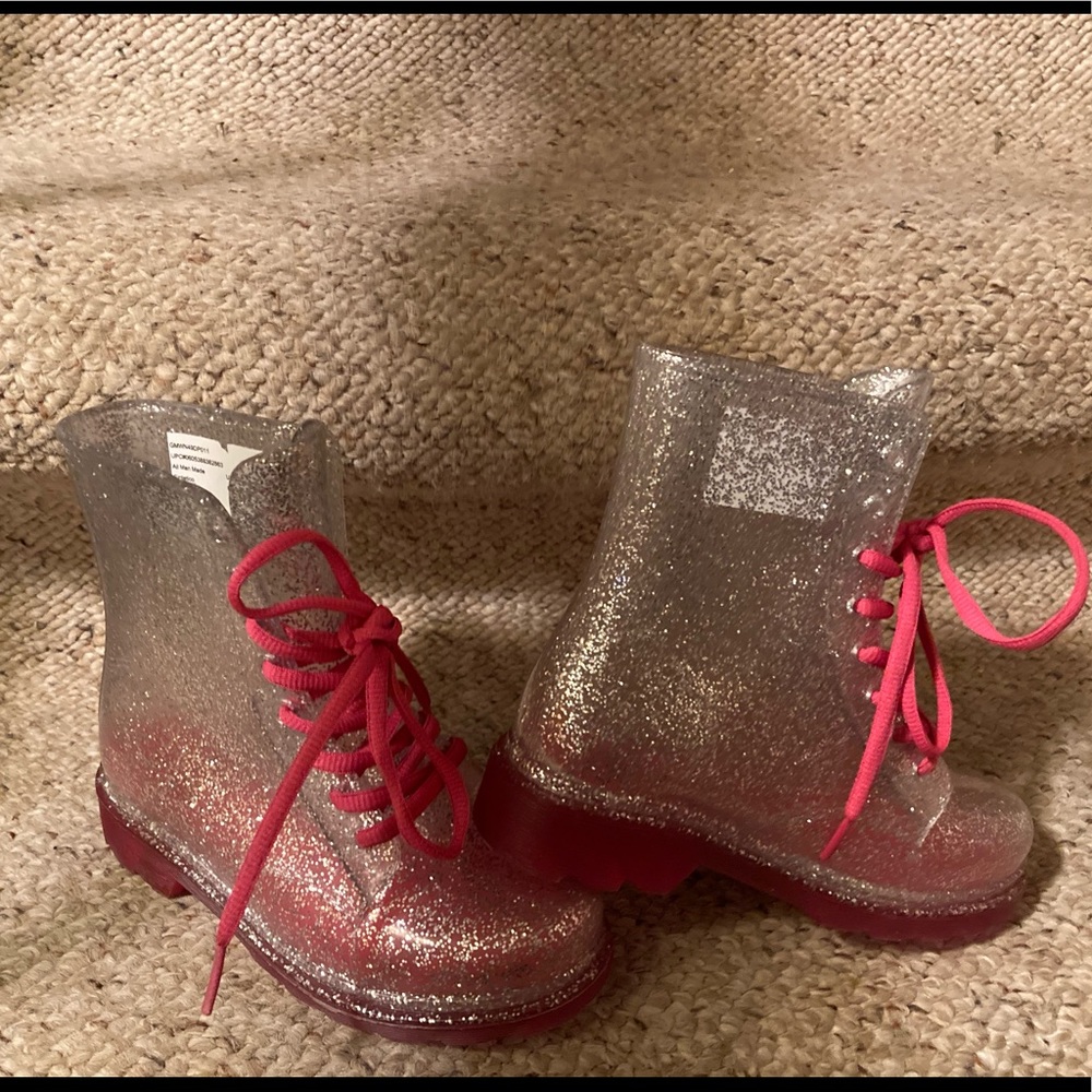 Wonder Nation Clear Glitter Boots